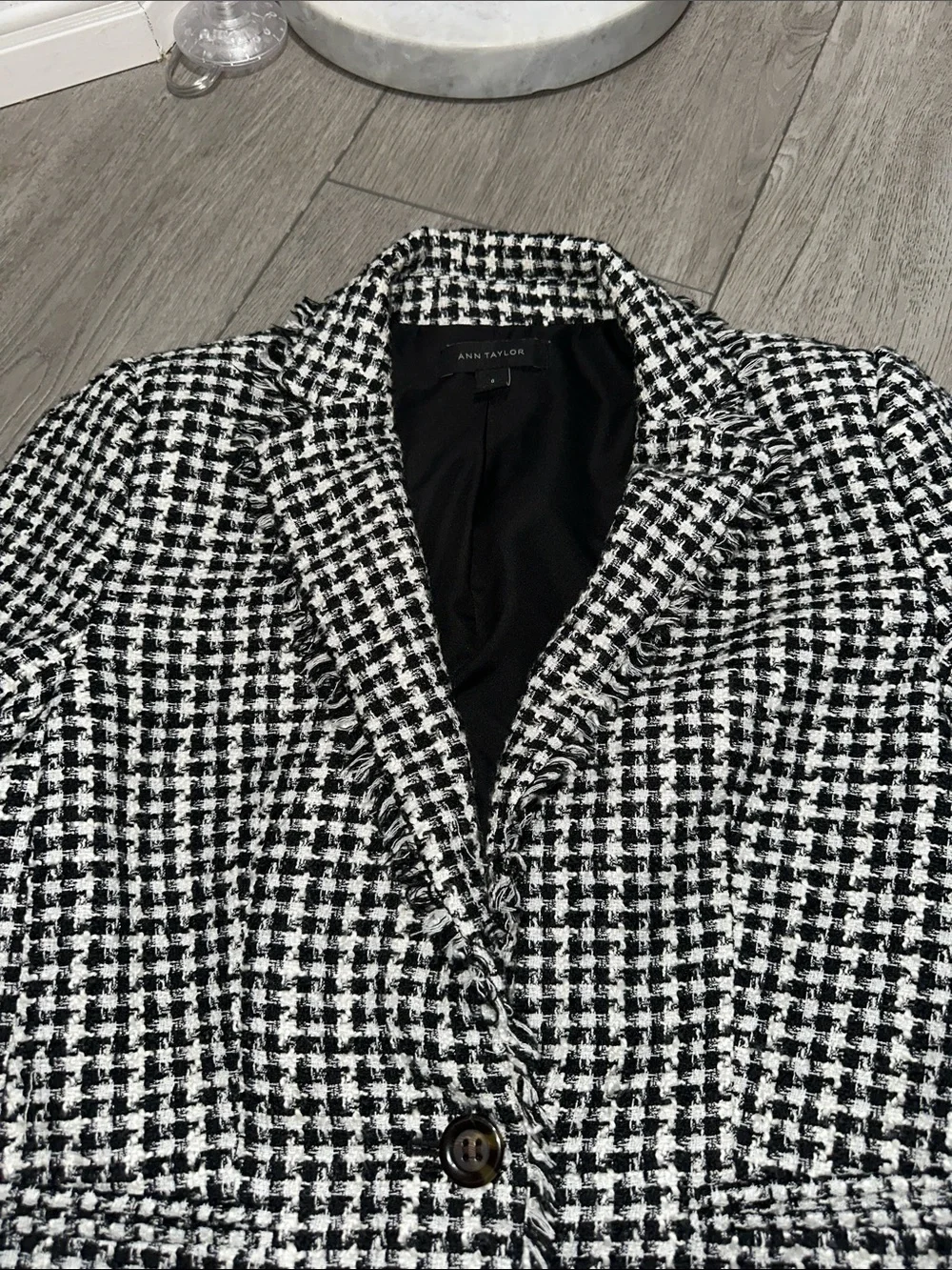 Ann Taylor Black and White Houndstooth Blazer size 0 - Picture 3 of 10